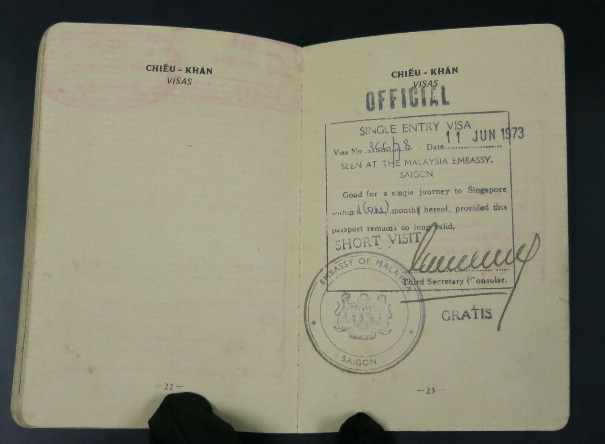 Sổ Thông Hành Passport Công Vụ Việt Nam Cộng Hòa (Republic of Vietnam)